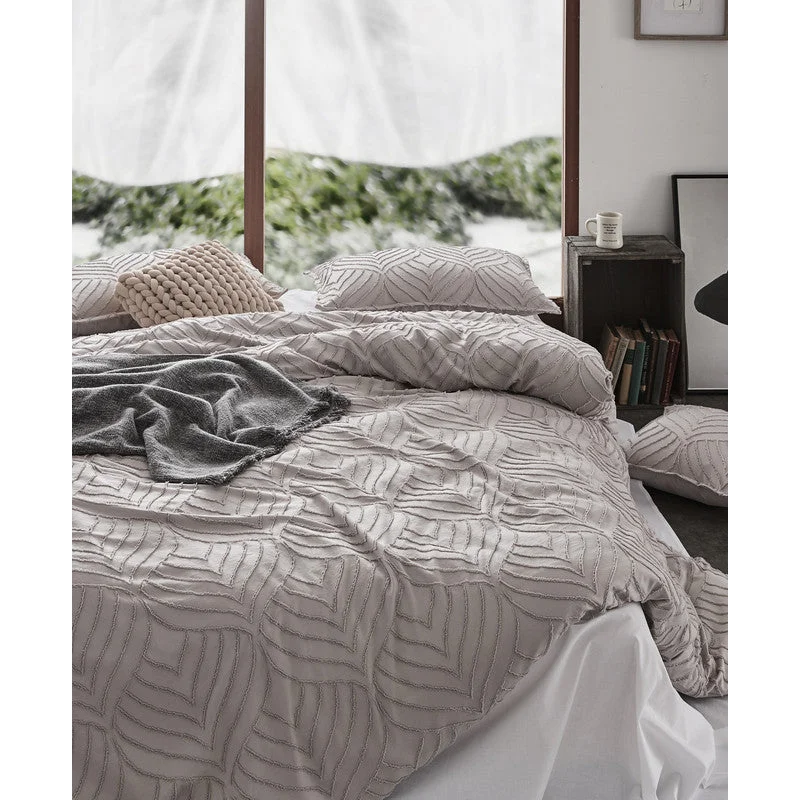 Tufted Ultra Soft Microfiber Quilt Cover Set - Queen Beige