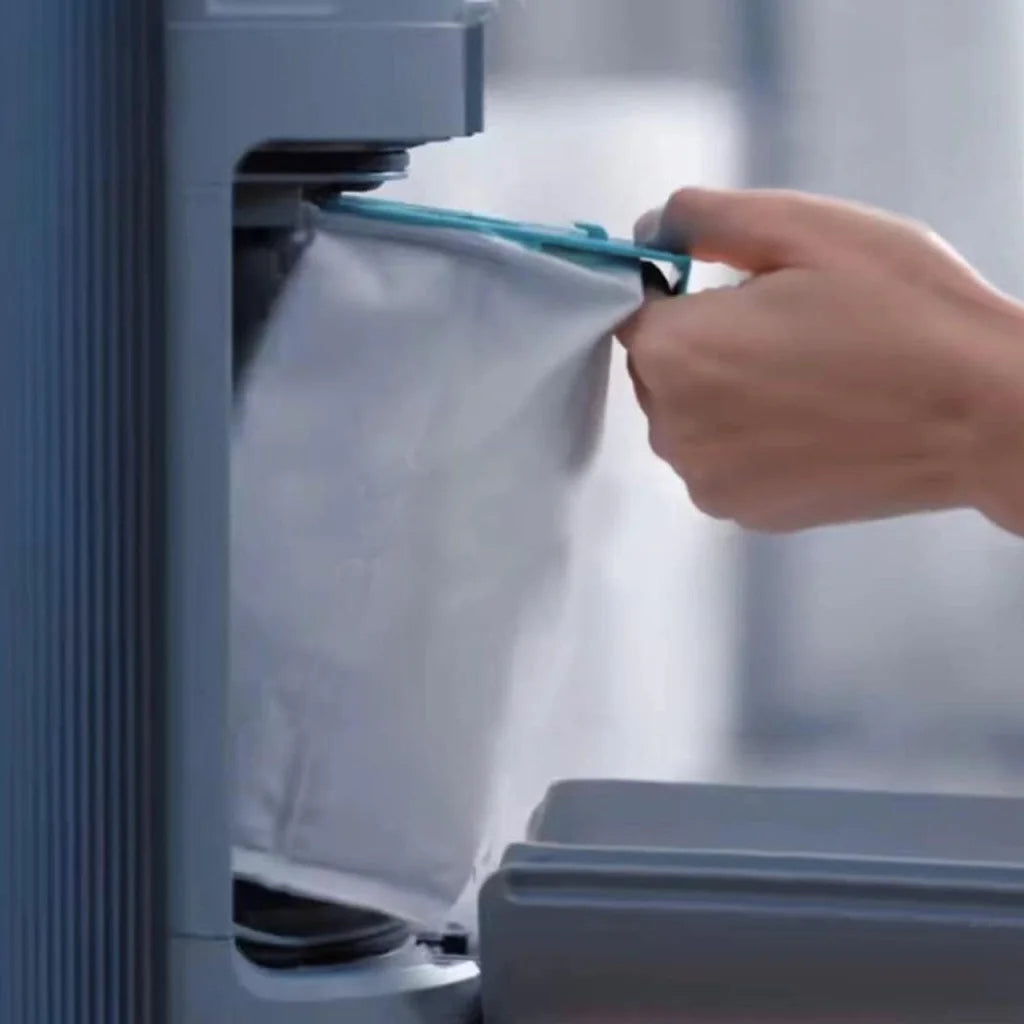 Vacuum dust bags with filter parts and replacement fittings