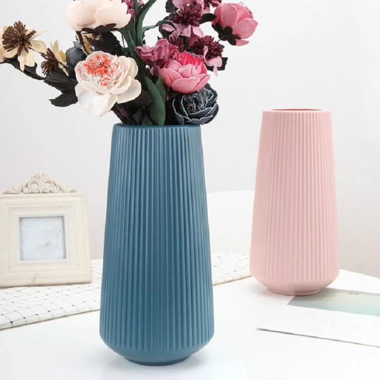 Versatile Plastic Flower Vase for Dry and Wet Arrangements