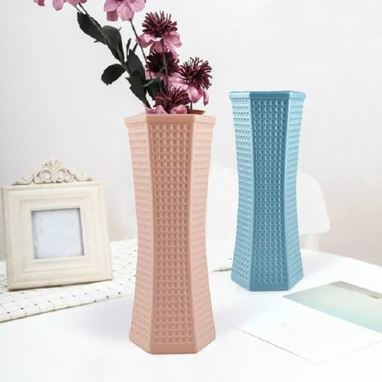 Versatile Plastic Vase for Creative Wet and Dry Flower