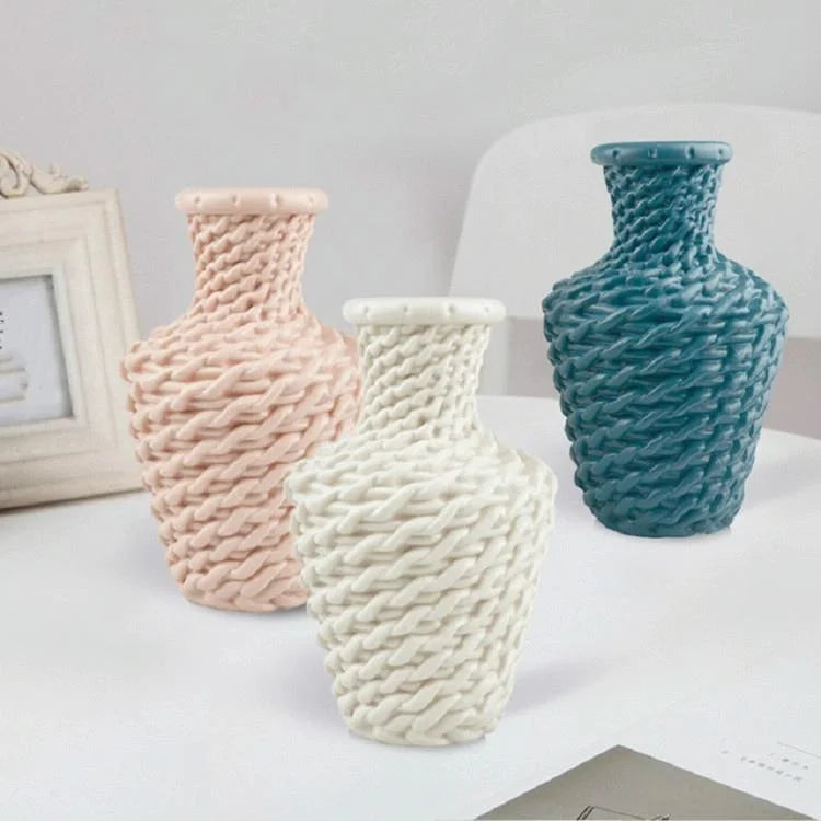 Versatile Plastic Vase for Fresh and Dried Floral