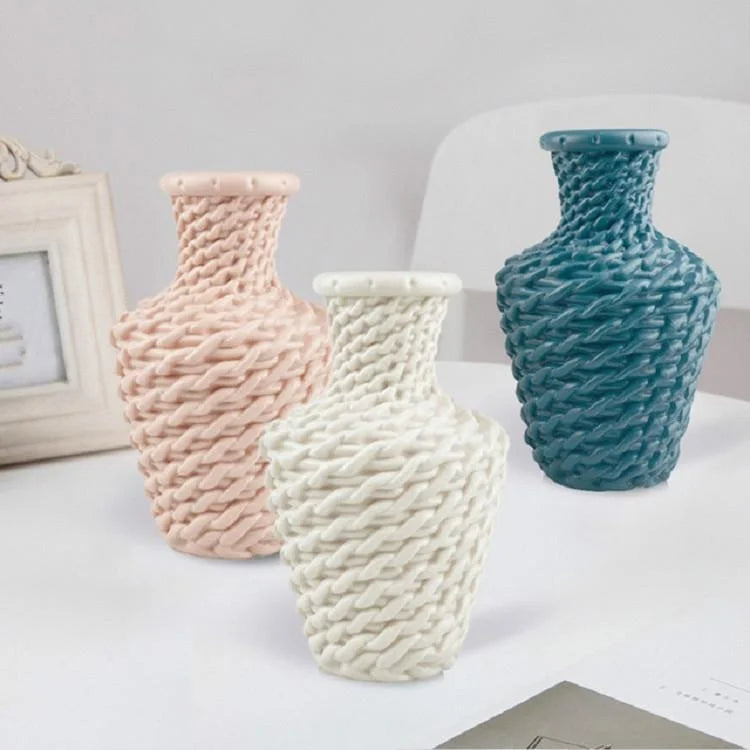 Versatile Plastic Vase for Fresh and Dried Floral