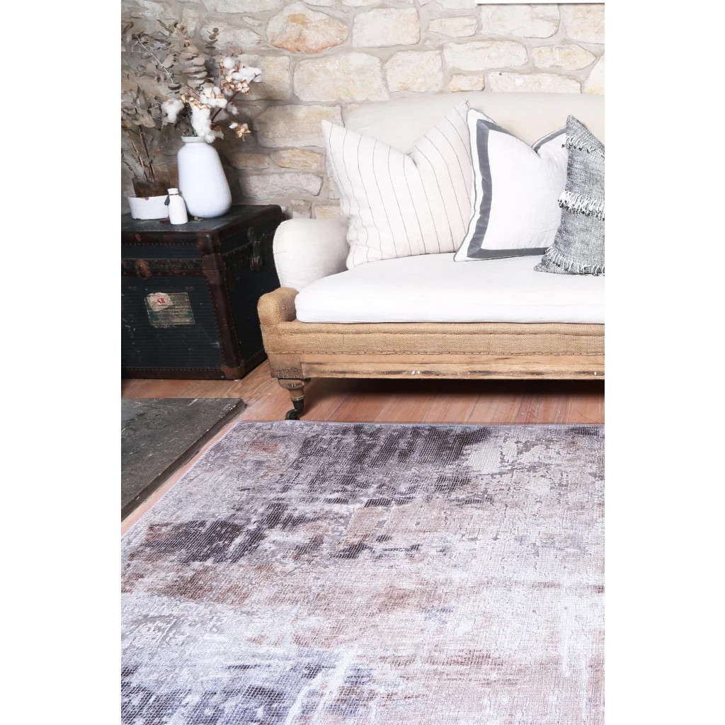 Vintage Crown Leopold Ash Ivory Distressed Vintage Rug