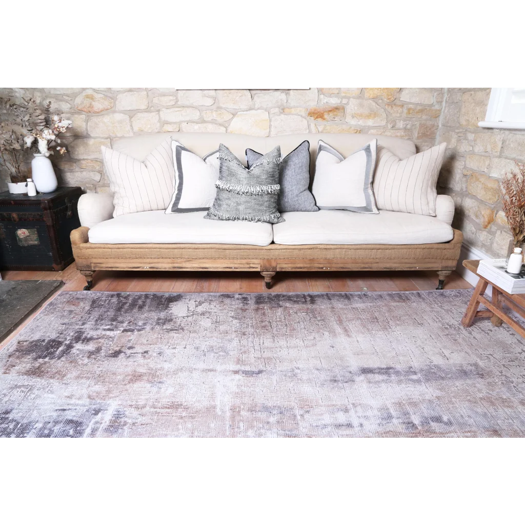 Vintage Crown Leopold Ash Ivory Distressed Vintage Rug