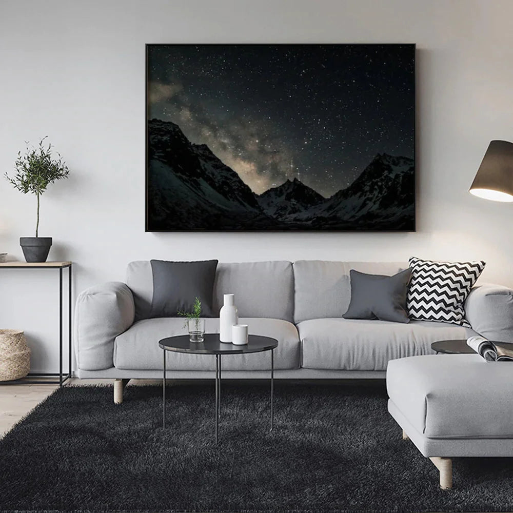 Wall Art Night Court 50x70cm Black Frame Canvas - Home &