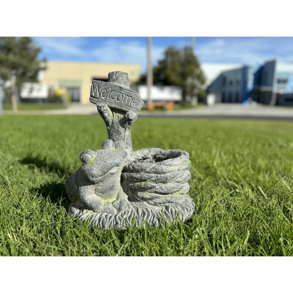 Welcome Frog Planter - Home & Garden > Artificial Plants >