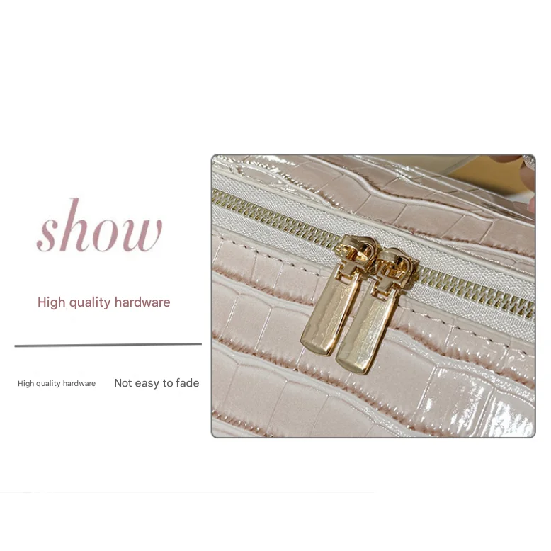 White Chic Croc-Embossed Travel Makeup Case Large Capacity