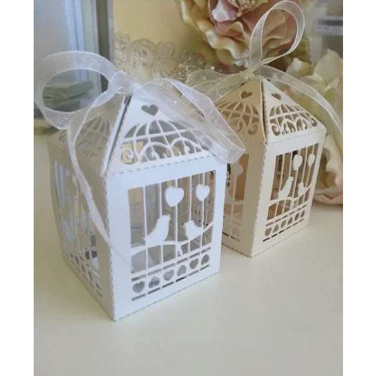 White Dove Bird Heart Wedding Bomboniere Favor Lolly Gift