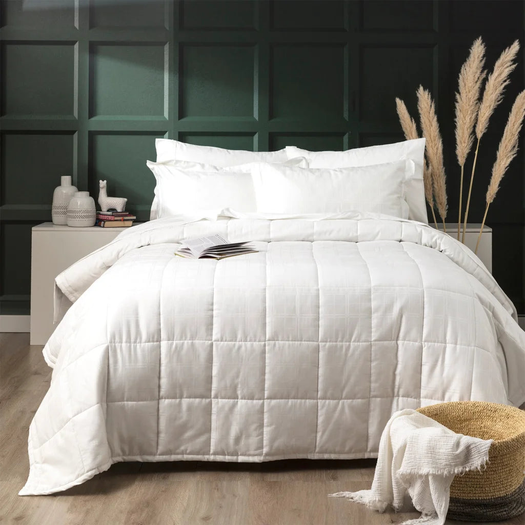 Willow Cotton Jacquard Comforter Set 500 TC White by Ddecor