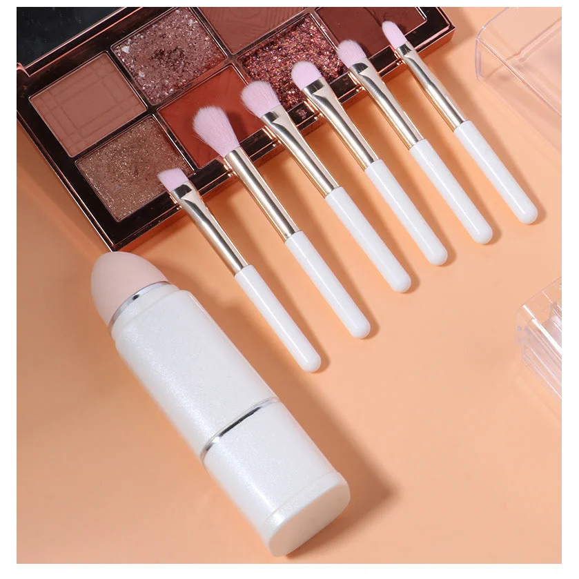 Wine Red Compact 8-in-1 Makeup Brush Set - Portable Travel
