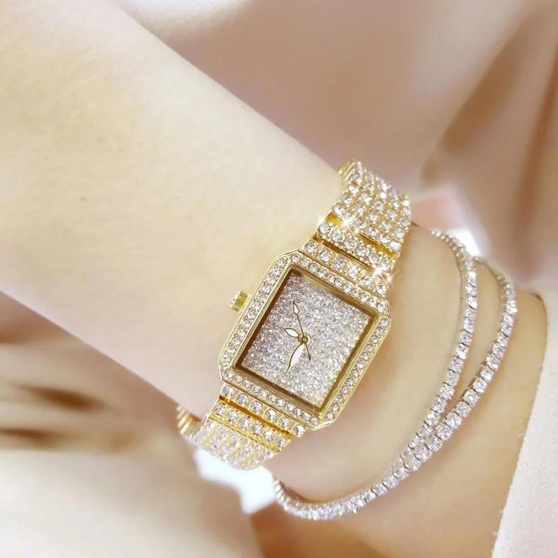 Women Diamond Chain Watch - Elegant and Timeless - Silver