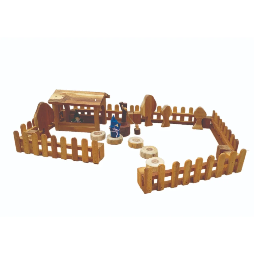 Wooden Fence Set of 4 - Toys