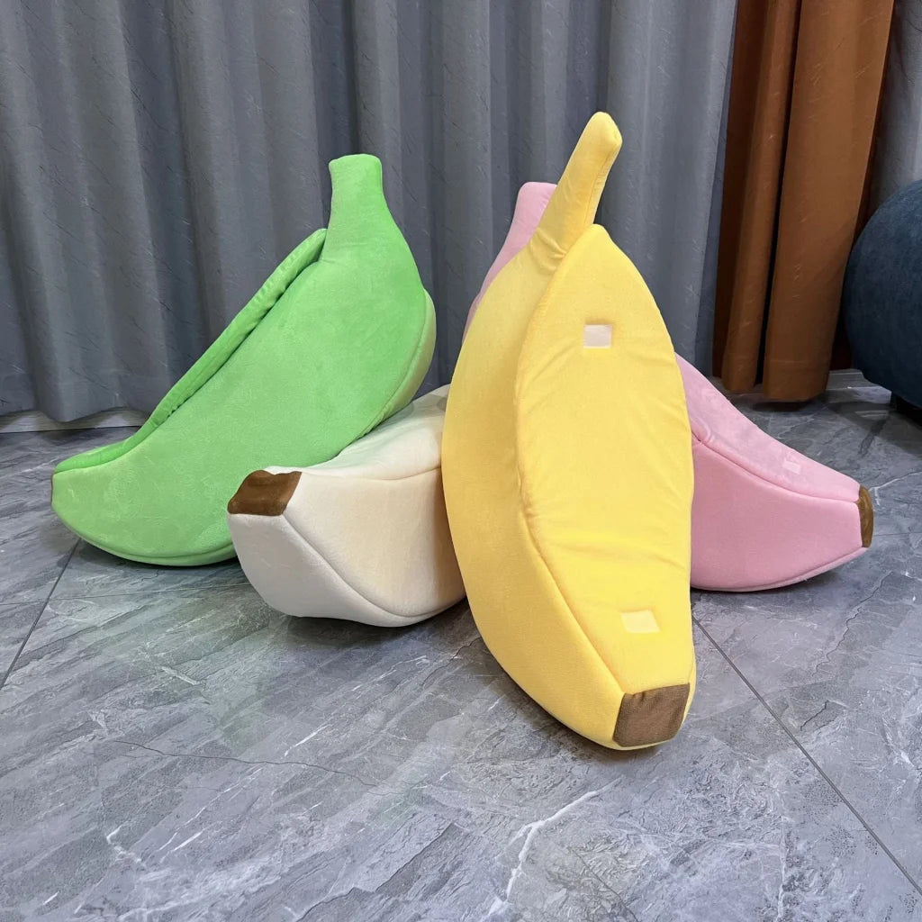 Yellow Cozy Banana Peel Pet Bed - Plush & Warm Cave House